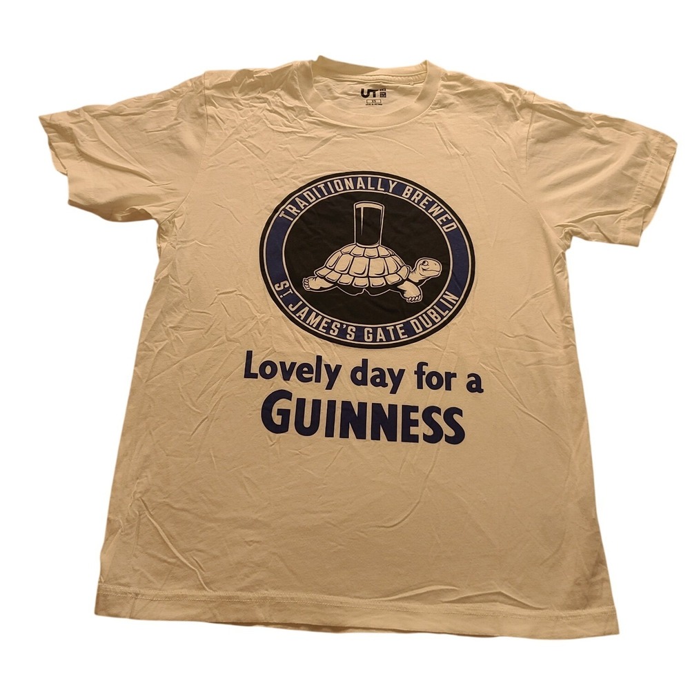 Uniqlo UT Guinness Graphic T-Shirt White Men's XS Lovely Day for Guinness Turtle